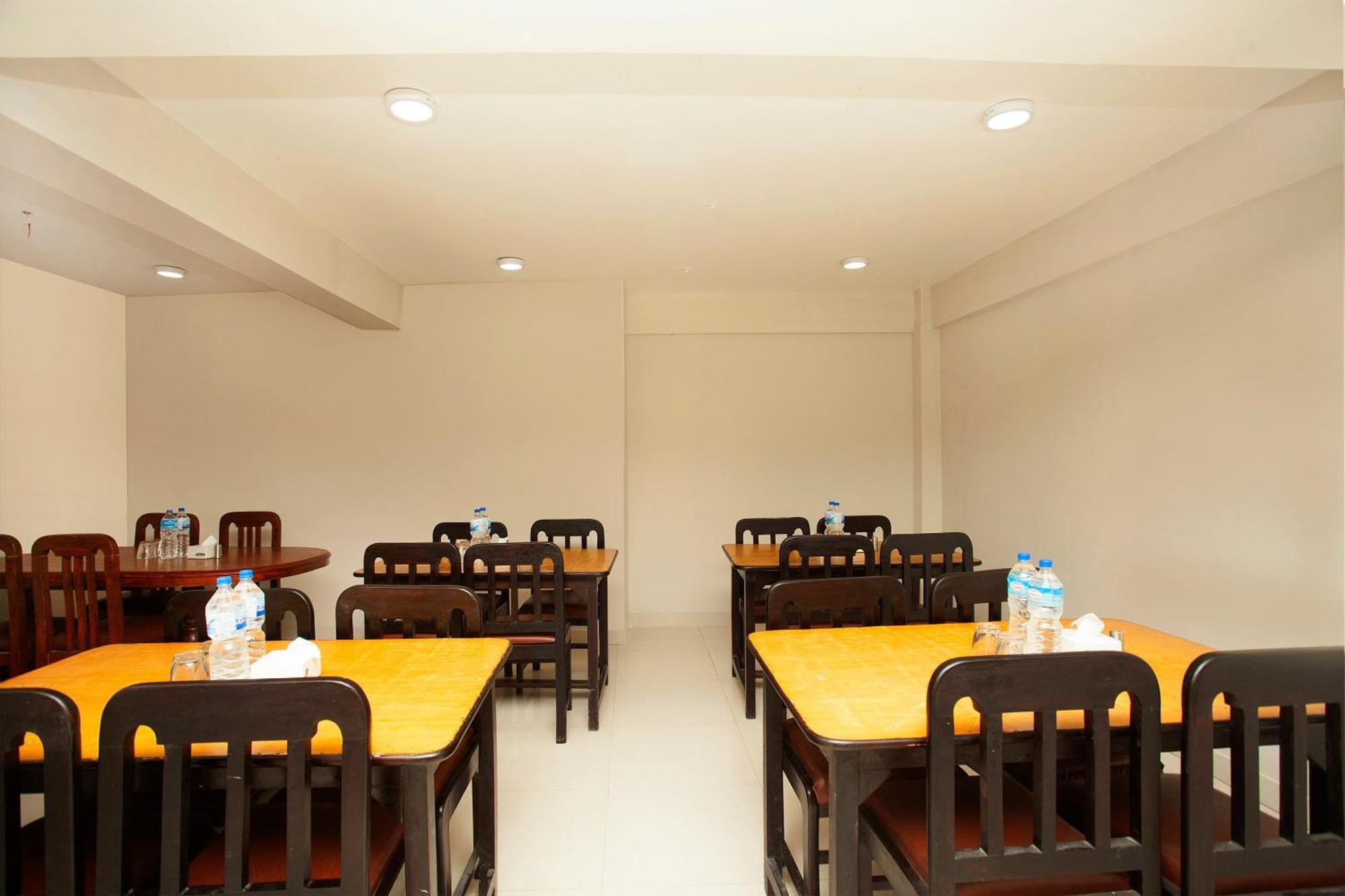 Oyo 626 Hotel Himchuli Kathmandu Ngoại thất bức ảnh