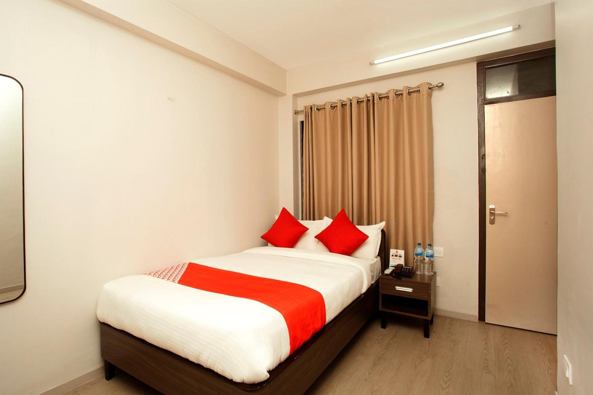 Oyo 626 Hotel Himchuli Kathmandu Ngoại thất bức ảnh