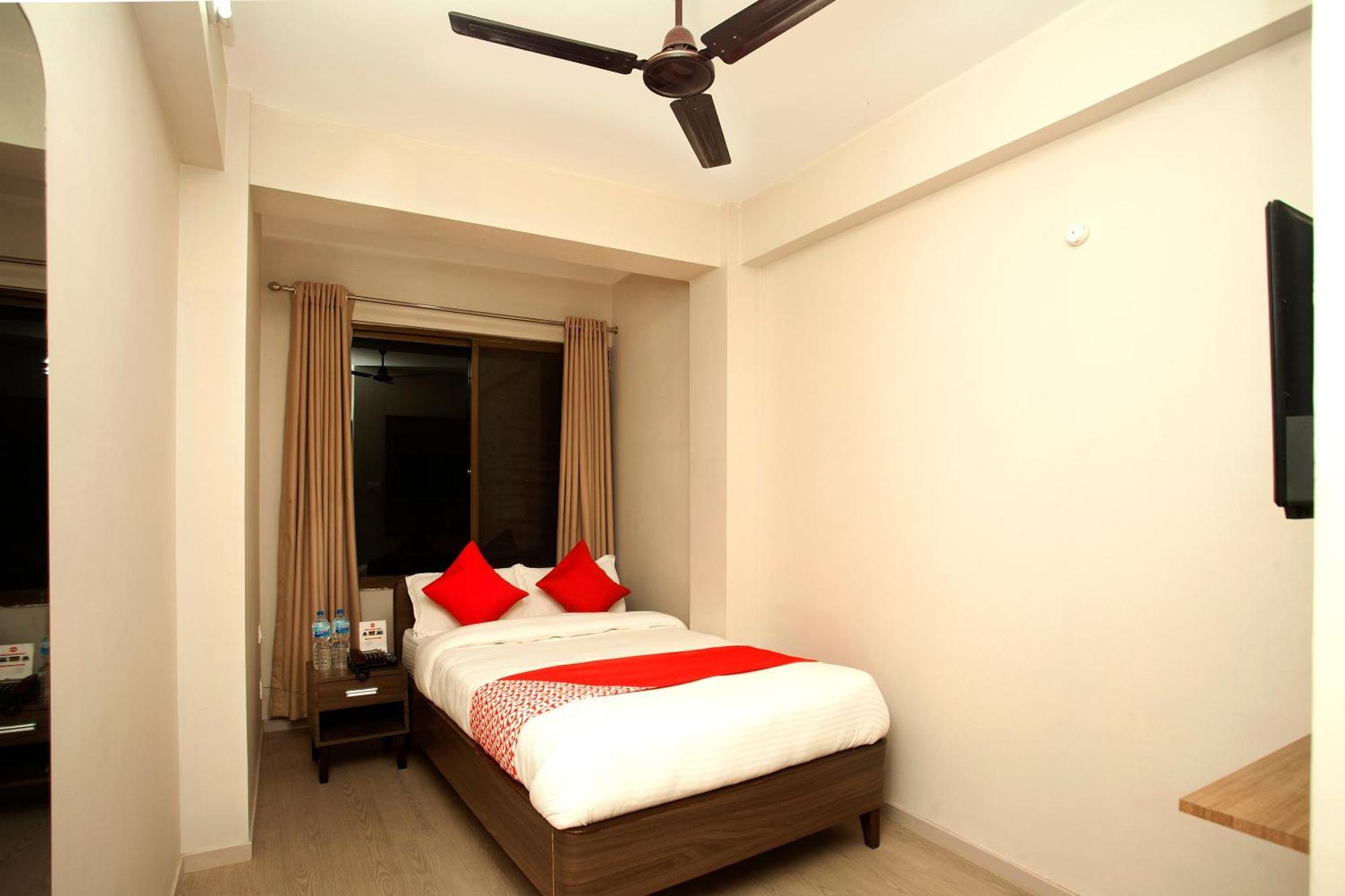 Oyo 626 Hotel Himchuli Kathmandu Ngoại thất bức ảnh