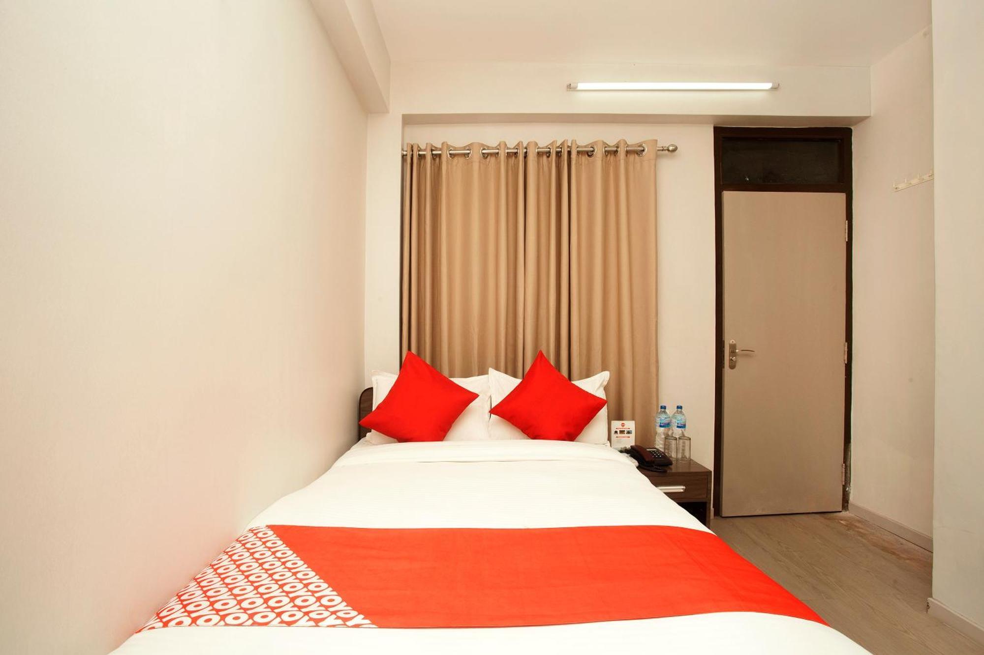 Oyo 626 Hotel Himchuli Kathmandu Ngoại thất bức ảnh